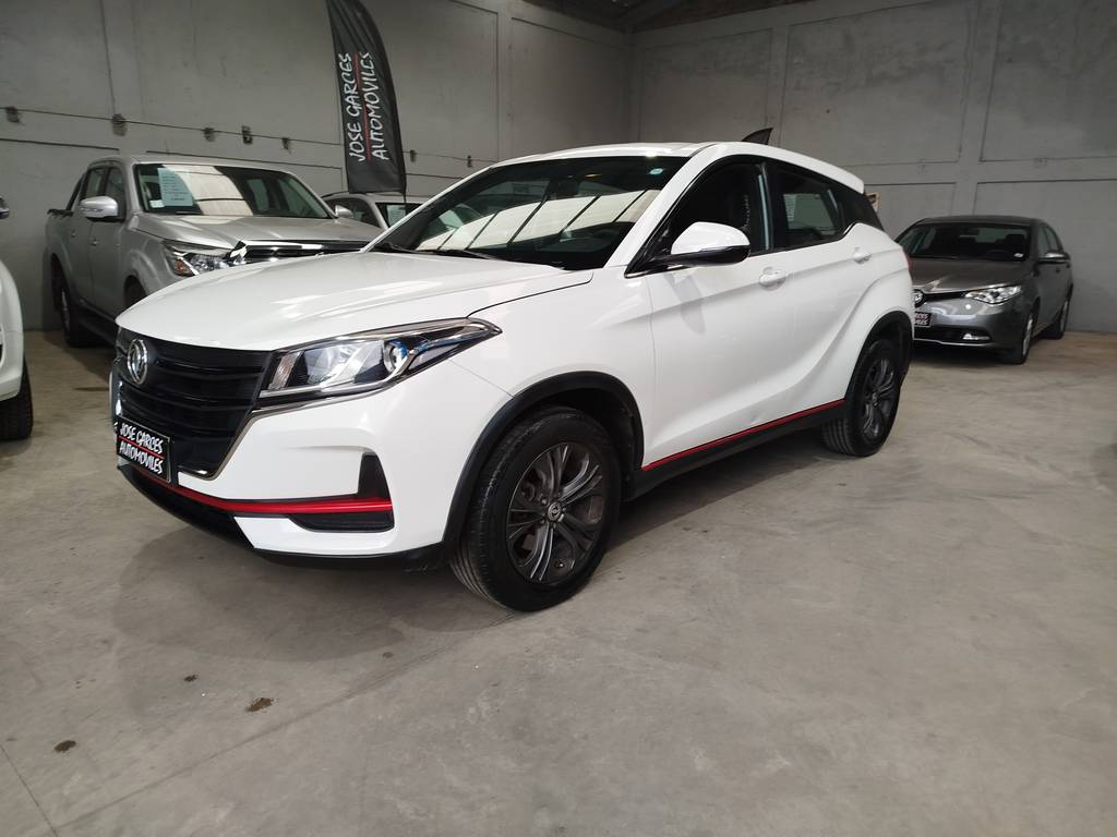 Imagen del auto SUV 500