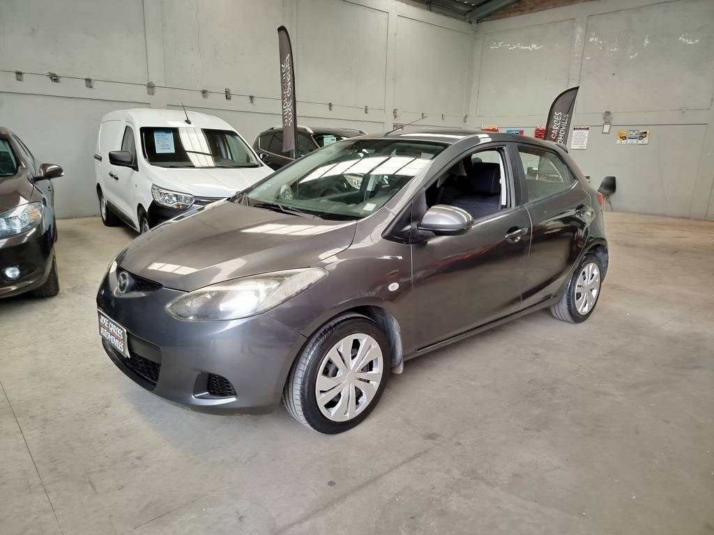 Imagen del auto 2
