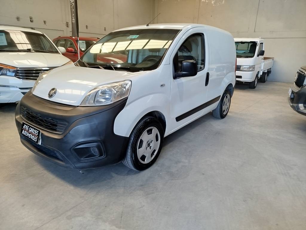 Imagen del auto 700 v